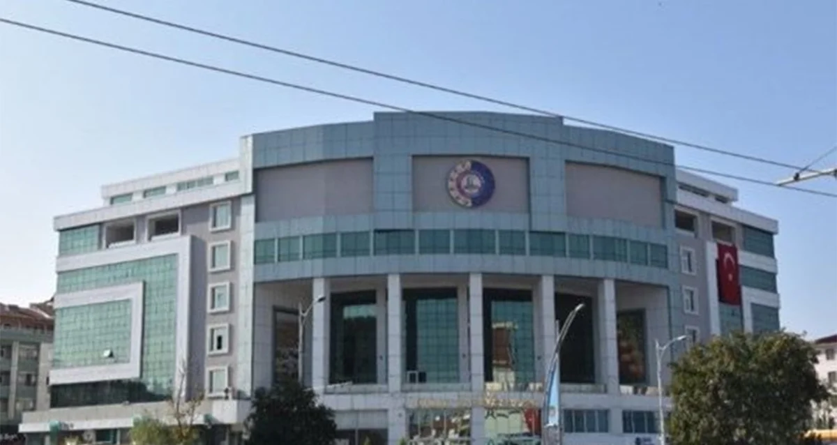 AKP’li belediyede skandal atama: En düşük KPSS puanlı danışman kadroya yerleşti