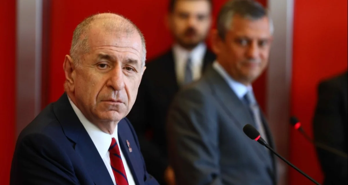 CHP’li Belediye Başkanı Zafer Partisi’ne katıldı