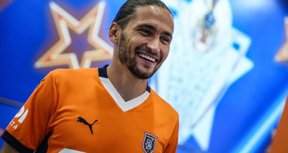 Başakşehirli futbolcu Suudi Arabistan'a transfer oldu