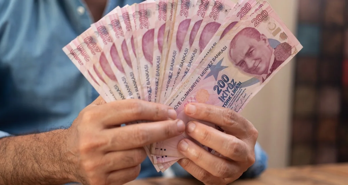 Kıdem tazminatı tavanı yükseldi: İşte brüt maaş ve yıllara göre ödenecek yeni paralar