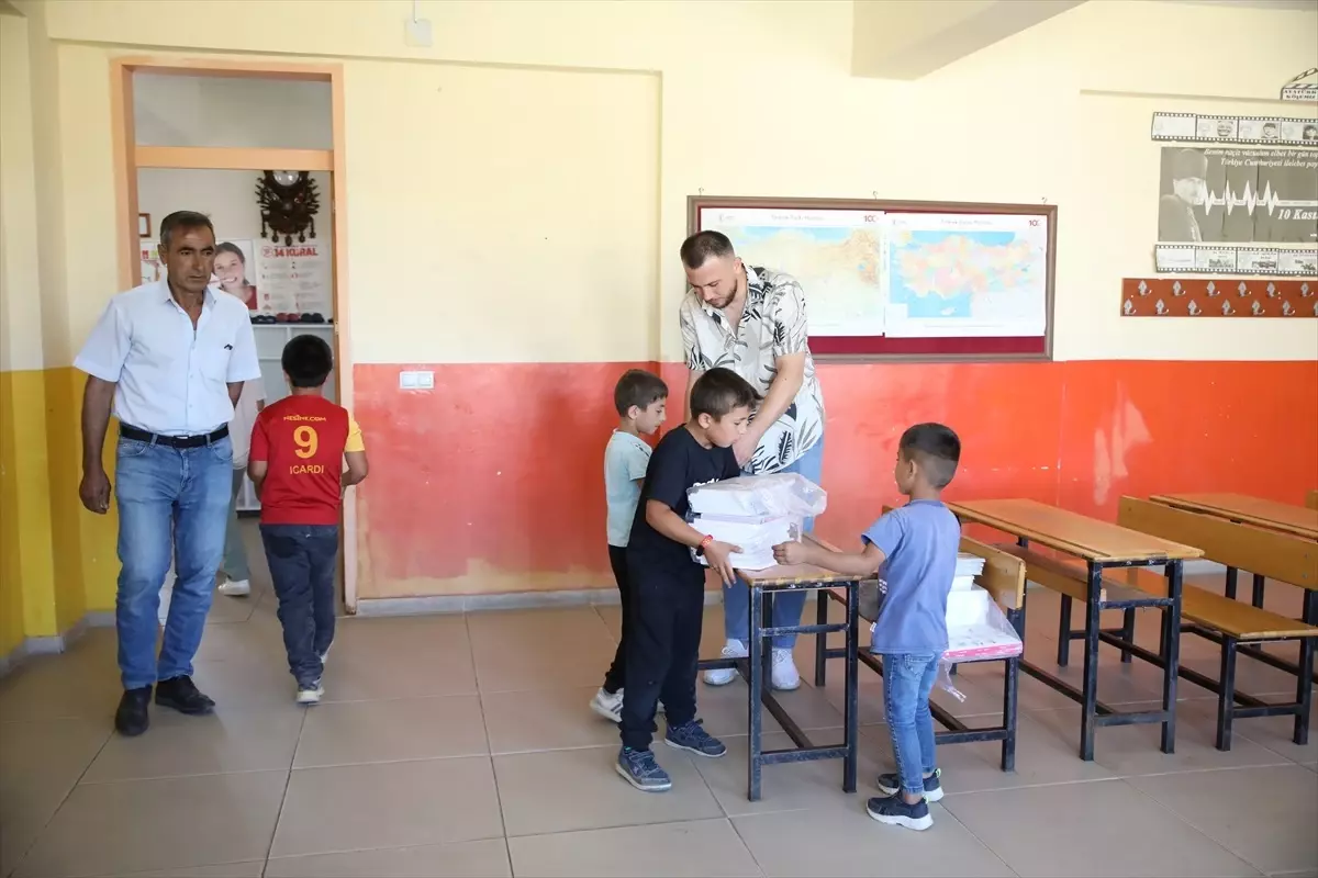 Erciş'te Öğretmenler ve Veliler'den Büyük Fedakarlık