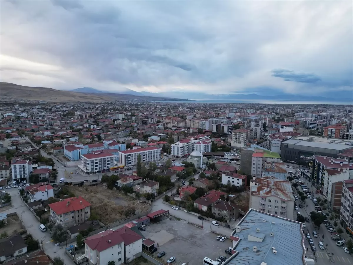 Van'da 8 Bin Bina Deprem Riski Altında! Yapı Stokunda Büyük Tehlike