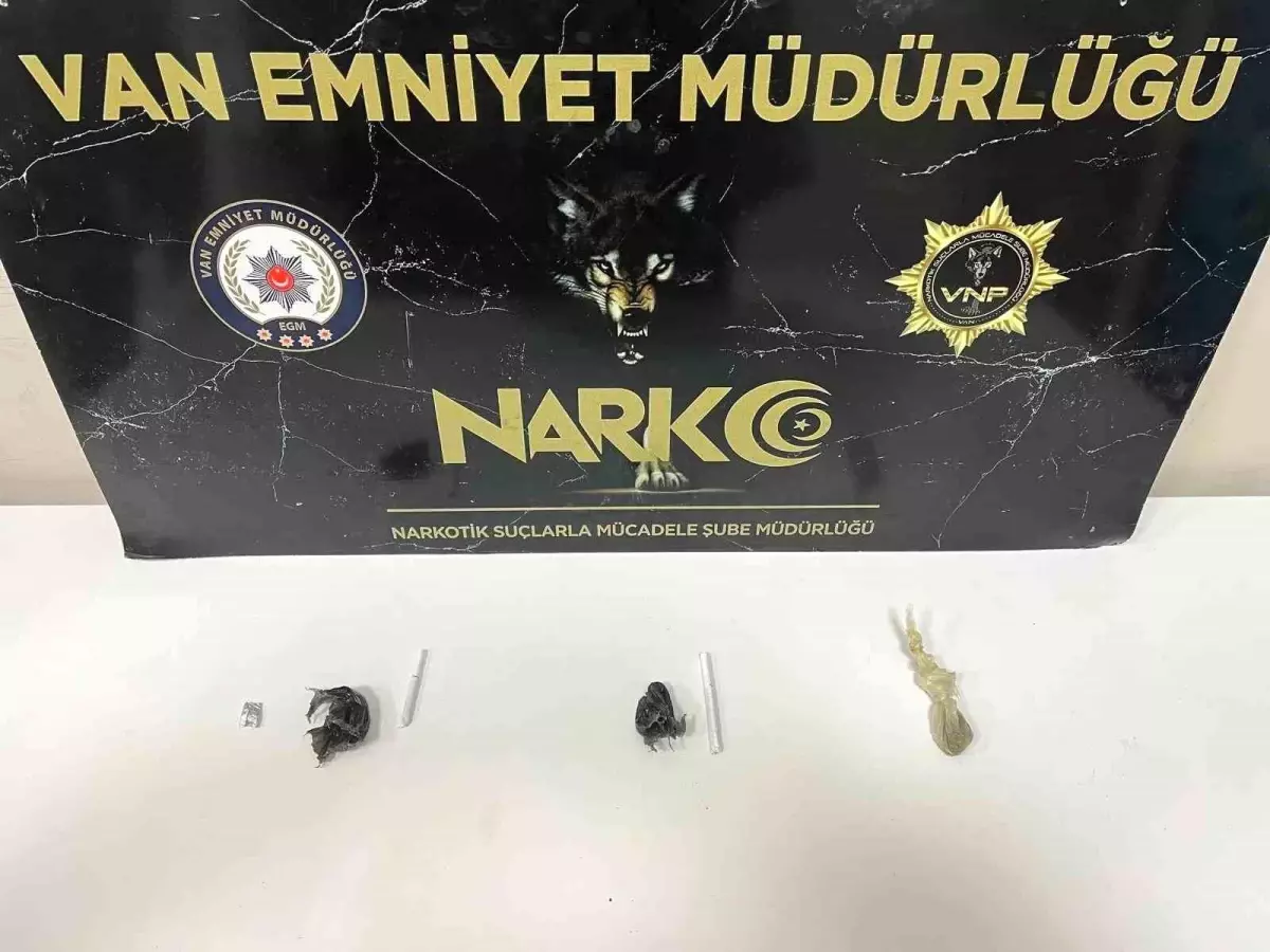 Van'da Sokak Satıcılarına Yönelik Operasyon: 40 Kişiye Yasal İşlem