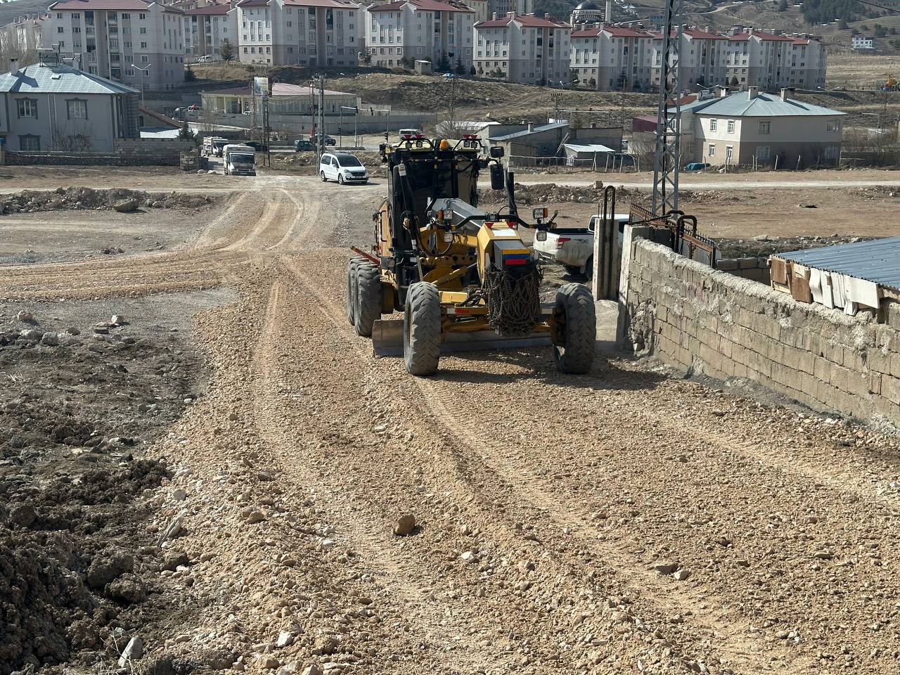 Tuşba Belediyesi'nden Beyüzümü Mahallesi'ne Yol Çalışması