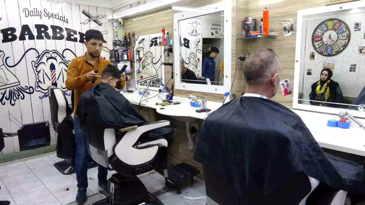 Van’da Berberlerde Bayram Telaşı: Tıraşınızı Son Güne Bırakmayın!