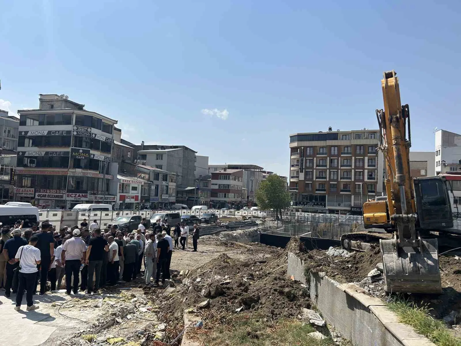 Van'da Hz. Ömer Camii İnşaatı devam ediyor