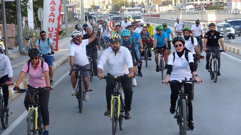 Van’da ‘Sağlığını Erteleme Harekete Geç’ Bisiklet Turu