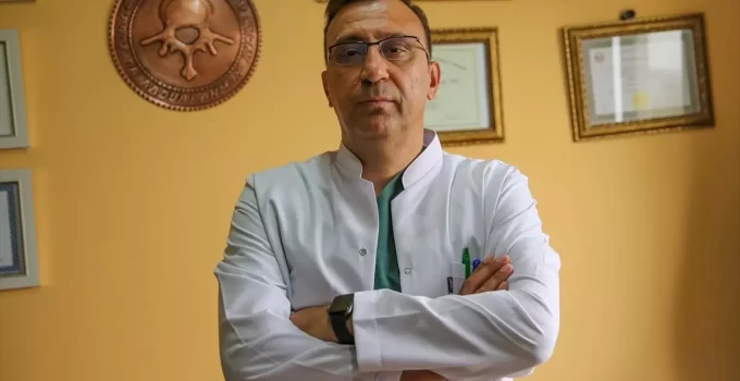 Van’da Beyin Cerrahları Buluşuyor: Tümörler ve Epilepsi Cerrahisi Gündemde