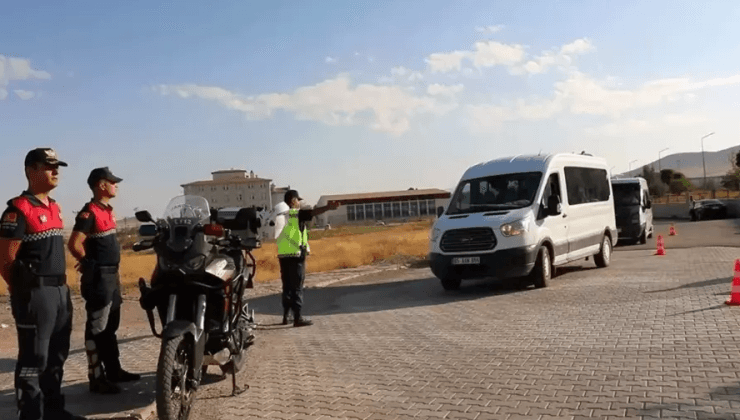 Van’da Eğitim Yılının İlk Gününde Jandarma Trafik Denetimi