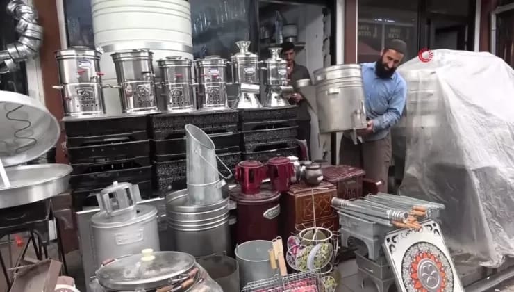 Van’da Asırlık Sobacılar Çarşısında Hareketlilik Başladı