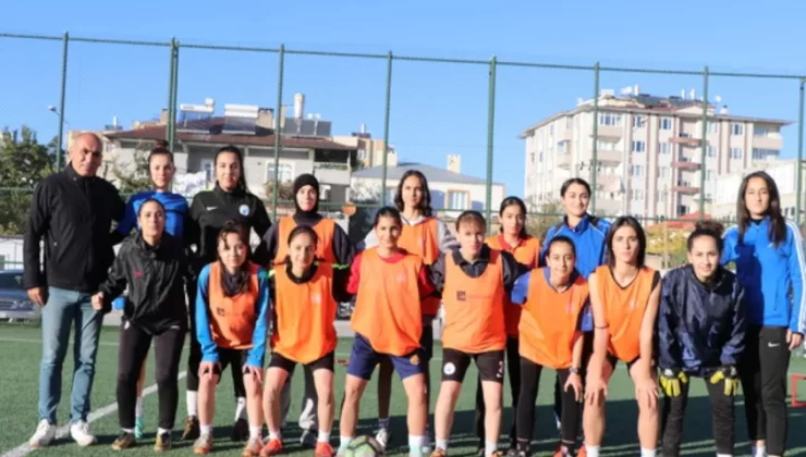 Vangücü Kadın Futbol Takımı Süper Lig Yolunda!