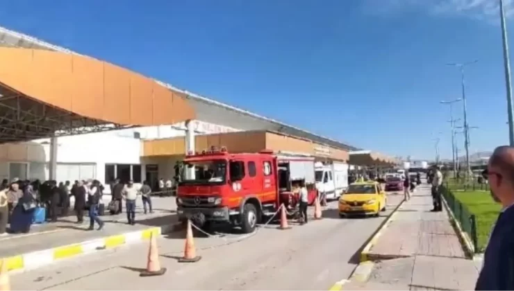 Van Havalimanı’nda Yangın Paniği: Uçuşlar Durduruldu!