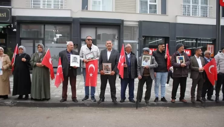 Van’da Aileler, Kaçırılan Çocukları İçin Eylemlerine Devam Ediyor