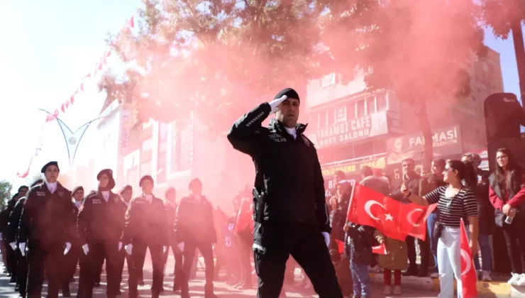 Van’da Cumhuriyet Bayramı Çoşkusu