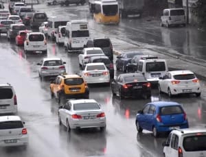 Van’da Sağanak Yağış Hayatı Olumsuz Etkiledi