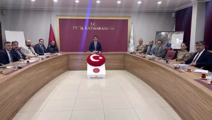 Kadına Şiddete Karşı Erciş’te Güç Birliği