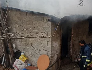 Van’da Tandır Evi Yangını: Kullanılamaz Hale Geldi