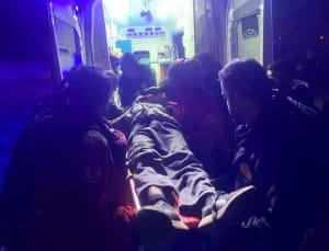 Van’da Trafik Kazası: Sürücü Yaralandı