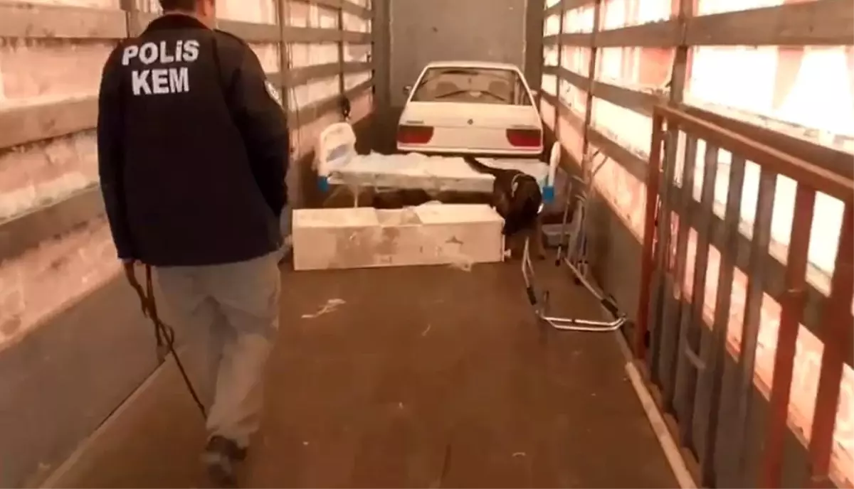 Van’da Hasta Yatağına Zulalanmış Uyuşturucu Ele Geçirildi