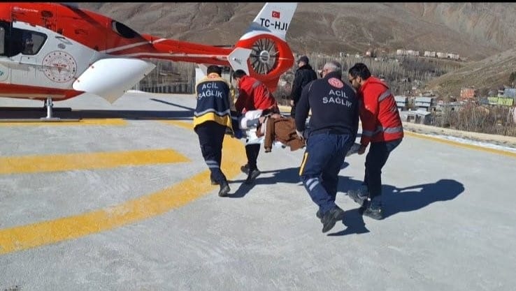 Şırnak’tan Van’a Ambulans Helikopterle Sevk!