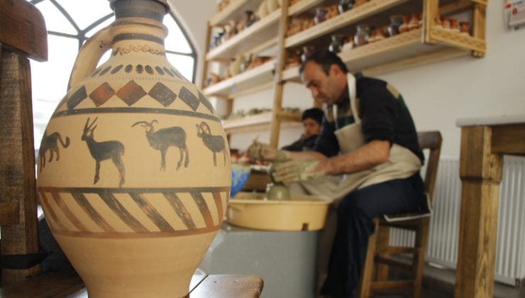 Van’da yok olmaya yüz tutan çömlekçilik yaşatılıyor