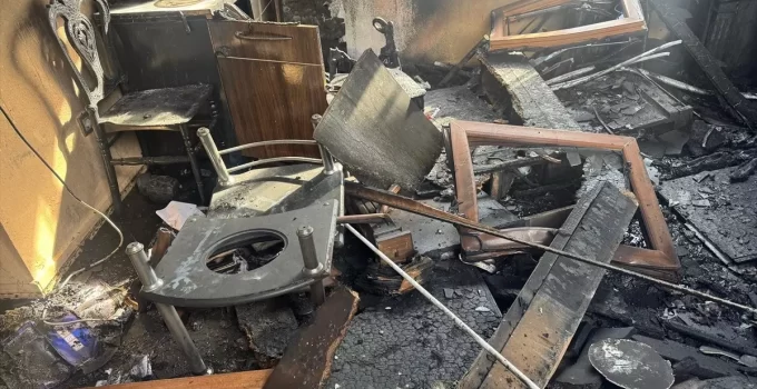 Van’da İzinsiz Gösterilere Katılan 50 Kişi Tutuklandı
