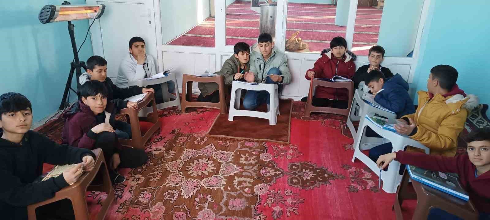 Özalp’ta “Ramazanla Öğreniyorum” Projesi Başladı