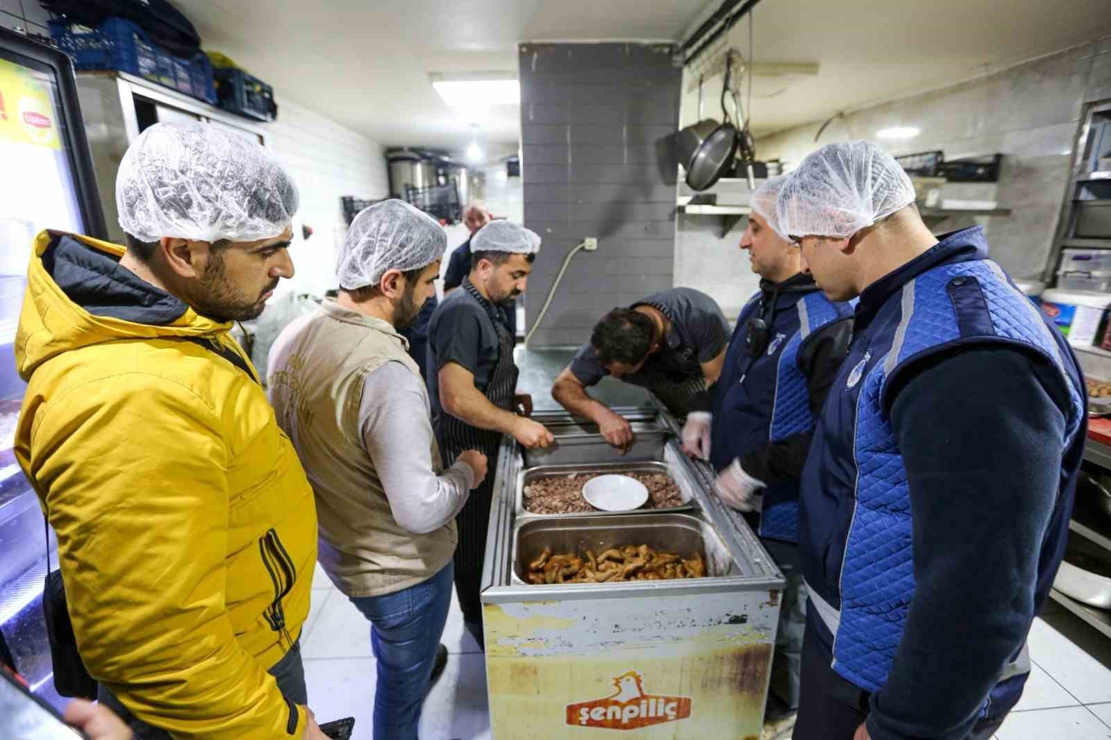 Van’da Lokanta ve Restoranlar Ceza Yağdı