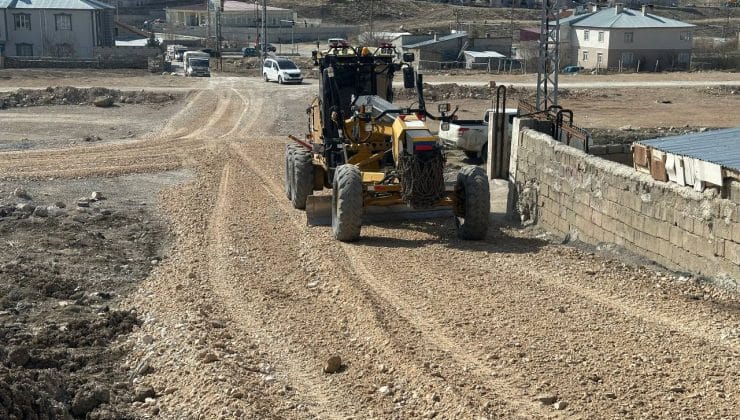 Tuşba Belediyesi’nden Beyüzümü Mahallesi’ne Yol Çalışması