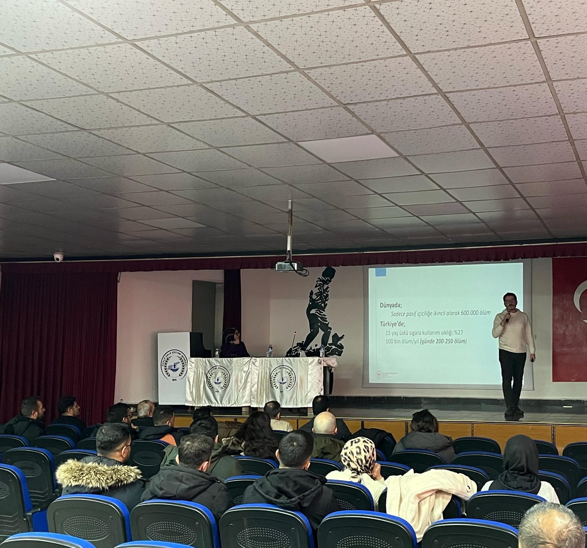 Özalp’ta Sigara Bağımlılığı Eğitimi Düzenlendi