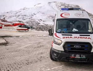 Bahçesaray’da Acil Sevk! Helikopter Ambulans Harekete Geçti
