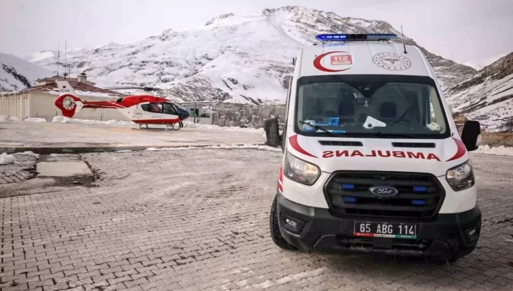 Bahçesaray’da Acil Sevk! Helikopter Ambulans Harekete Geçti