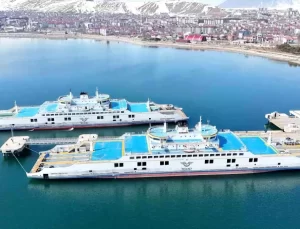 Van Gölü’ndeki İkiz Feribotlar Taşımacılığa Güç Kattı