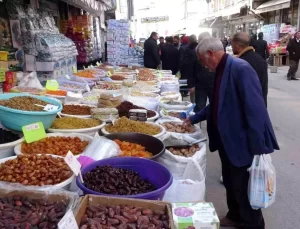 Van’da Bayram Alışverişi Hareketliliği