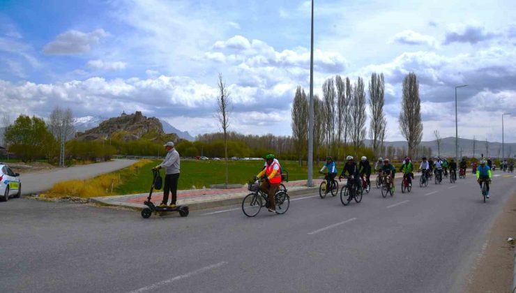 Van’da Bisiklet Turu ile Sağlıklı Yaşam Vurgusu