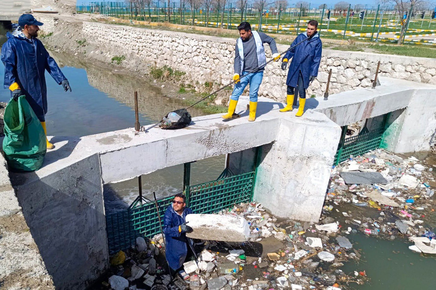 Van Gölü Korunmaya Çalışılıyor: Derelerde Temizlik Seferberliği