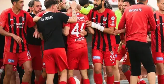 Vanspor Uzatmalarda Güldü: Yarı Finalde Rakip Elazığspor! Maç Takvimi ve Detaylar!