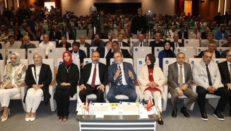 Van’da “Kurdiyat Sempozyumu” Zapsu’nun Kültürel Mirasıyla Anlam Kazandı
