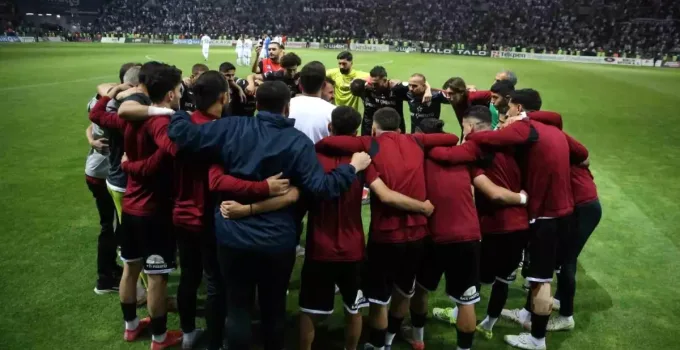 Elazığspor’dan TFF’ye Sert Mesaj: “Maç Kaldığı Yerden Devam Etmeli”