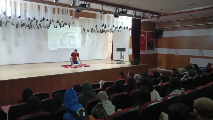 Kızılay’dan Eğitime Destek: Erciş’te Öğrencilere İlk Yardım Semineri