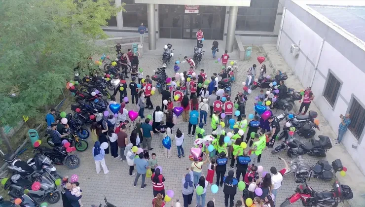 Van’da Lösemi Hastası Çocuklar İçin Balonlu Moral Etkinliği