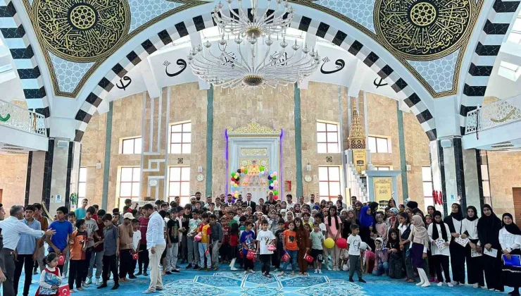 Çaldıran’da yaz Kur’an kursları ödül töreniyle sona erdi