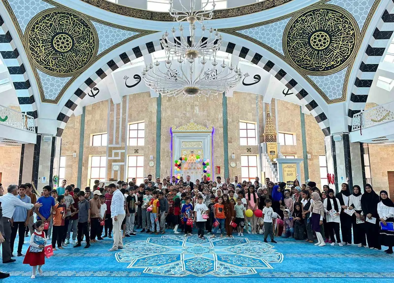 Çaldıran’da yaz Kur’an kursları ödül töreniyle sona erdi