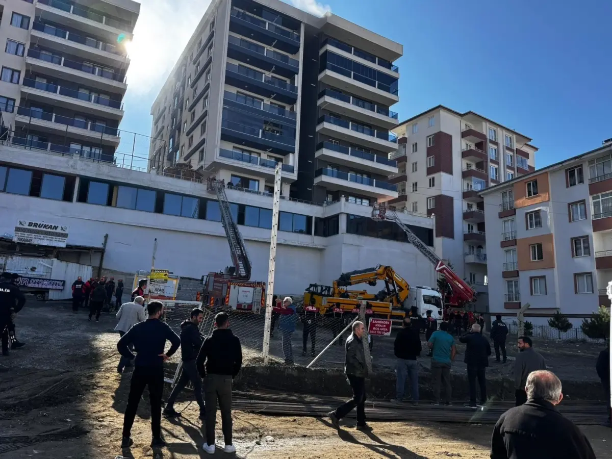 Van’da 7 Katlı Binada Yangın: 29 Kişi Etkilendi