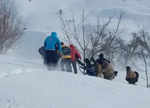 Bahçesaray’da Hamile Hasta Helikopterle Van’a Sevk Edildi