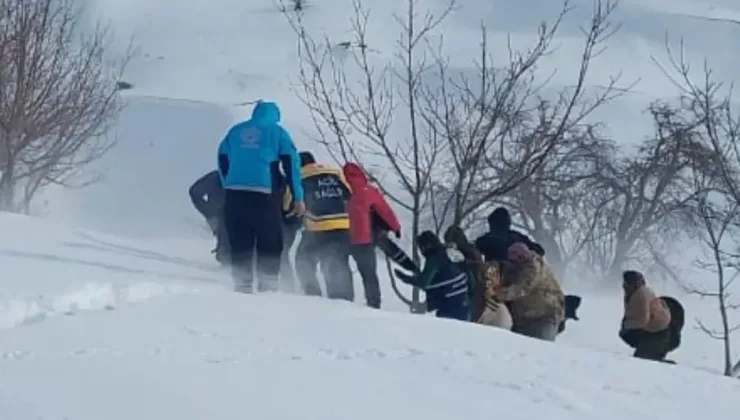 Bahçesaray’da Hamile Hasta Helikopterle Van’a Sevk Edildi