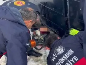 Van’da Trafik Kazası: 1 Ölü, 3 Yaralı